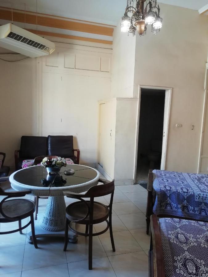Claridge Hostel