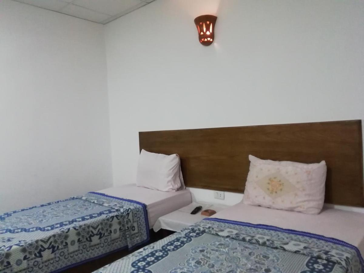 Hostel Claridge *