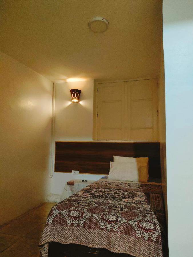 Hostel Claridge *