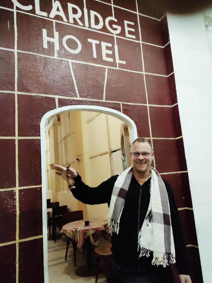 Claridge Hostal